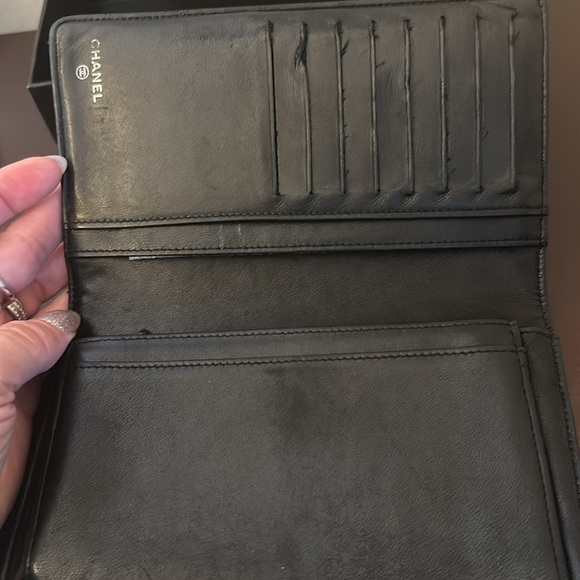 Chanel black wallet. VGUC! - Picture 4 of 8